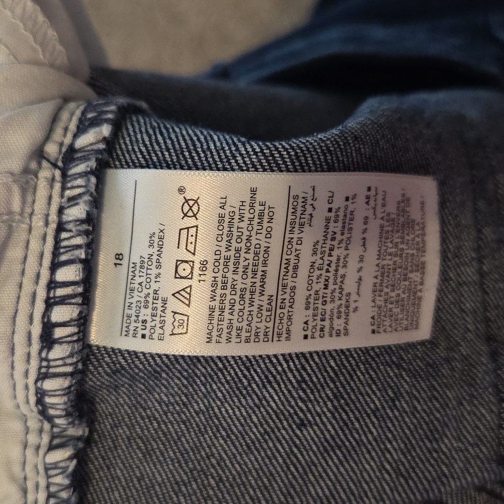Old Navy High Rise WOW Wide Leg Jeans - Picture 6 of 6